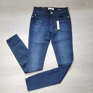 DL1961 Danny Supermodel Skinny Jeans Size 27 NWT